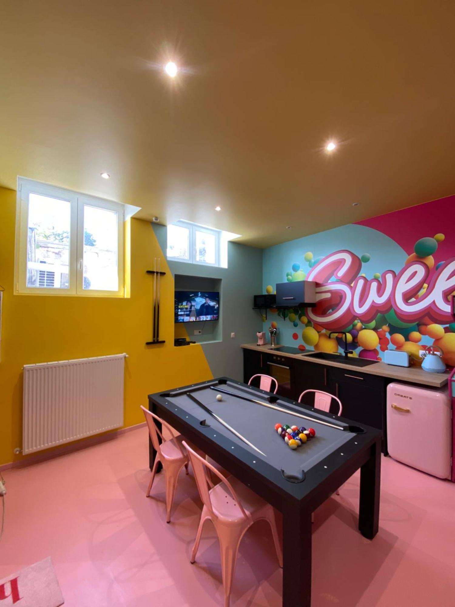 Capsule Bonbon - Balneo - Sauna - Billard - Nintendo Switch Ντουαί Εξωτερικό φωτογραφία