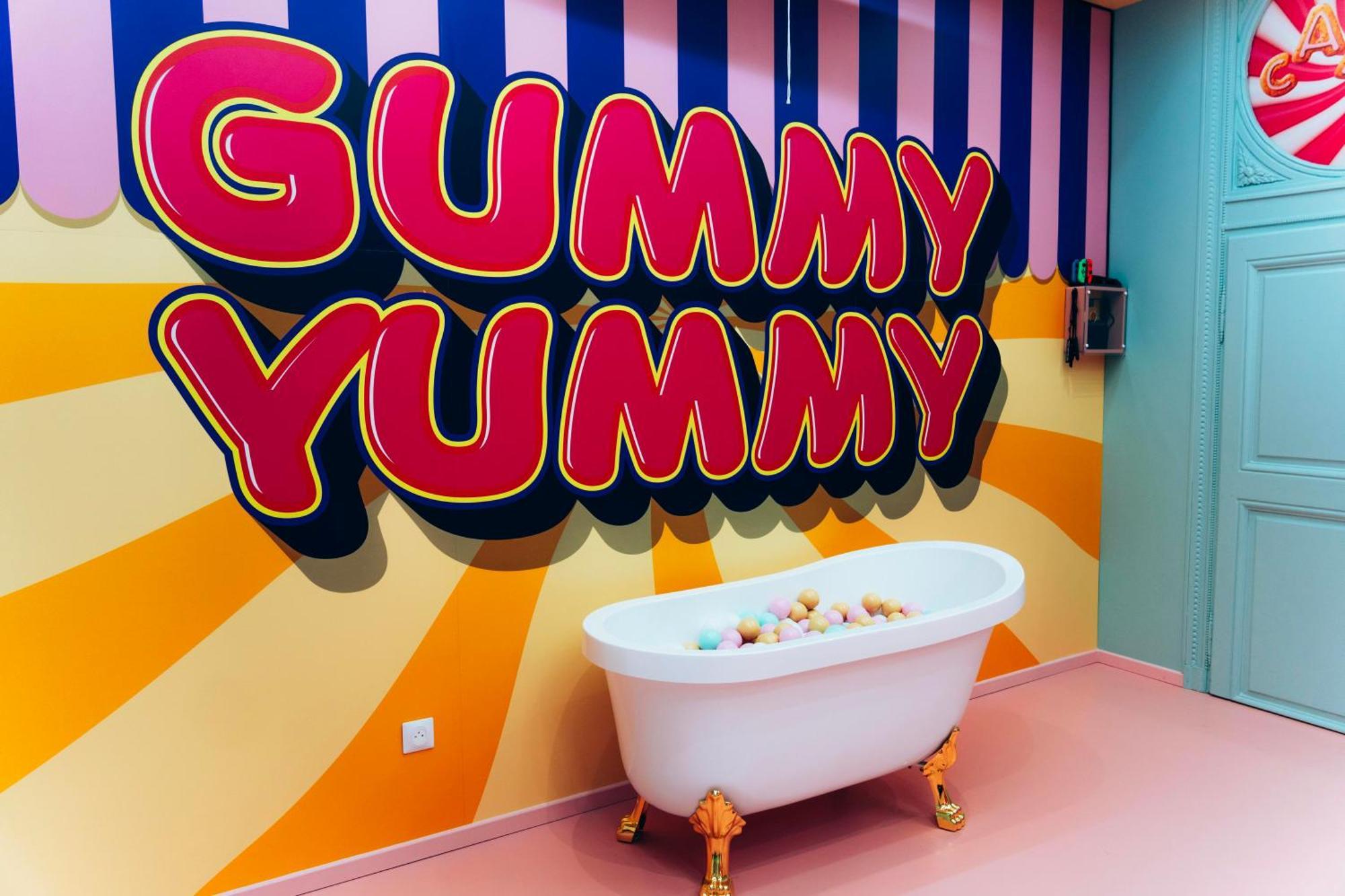 Capsule Bonbon - Balneo - Sauna - Billard - Nintendo Switch Ντουαί Εξωτερικό φωτογραφία
